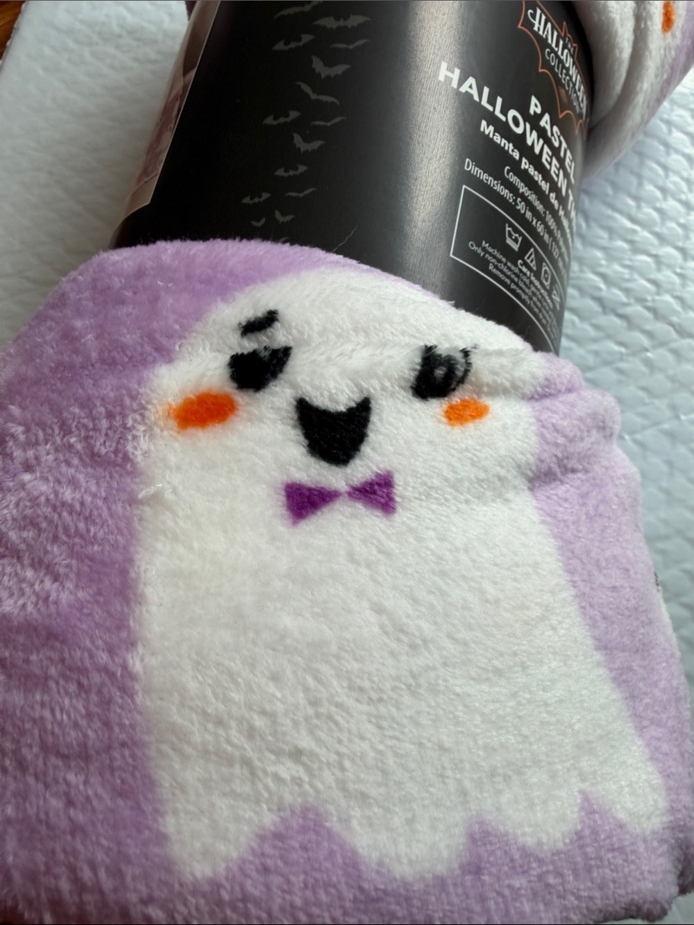 Plush Lightweight Ghost Print Halloween Blanket - Lavender NEW